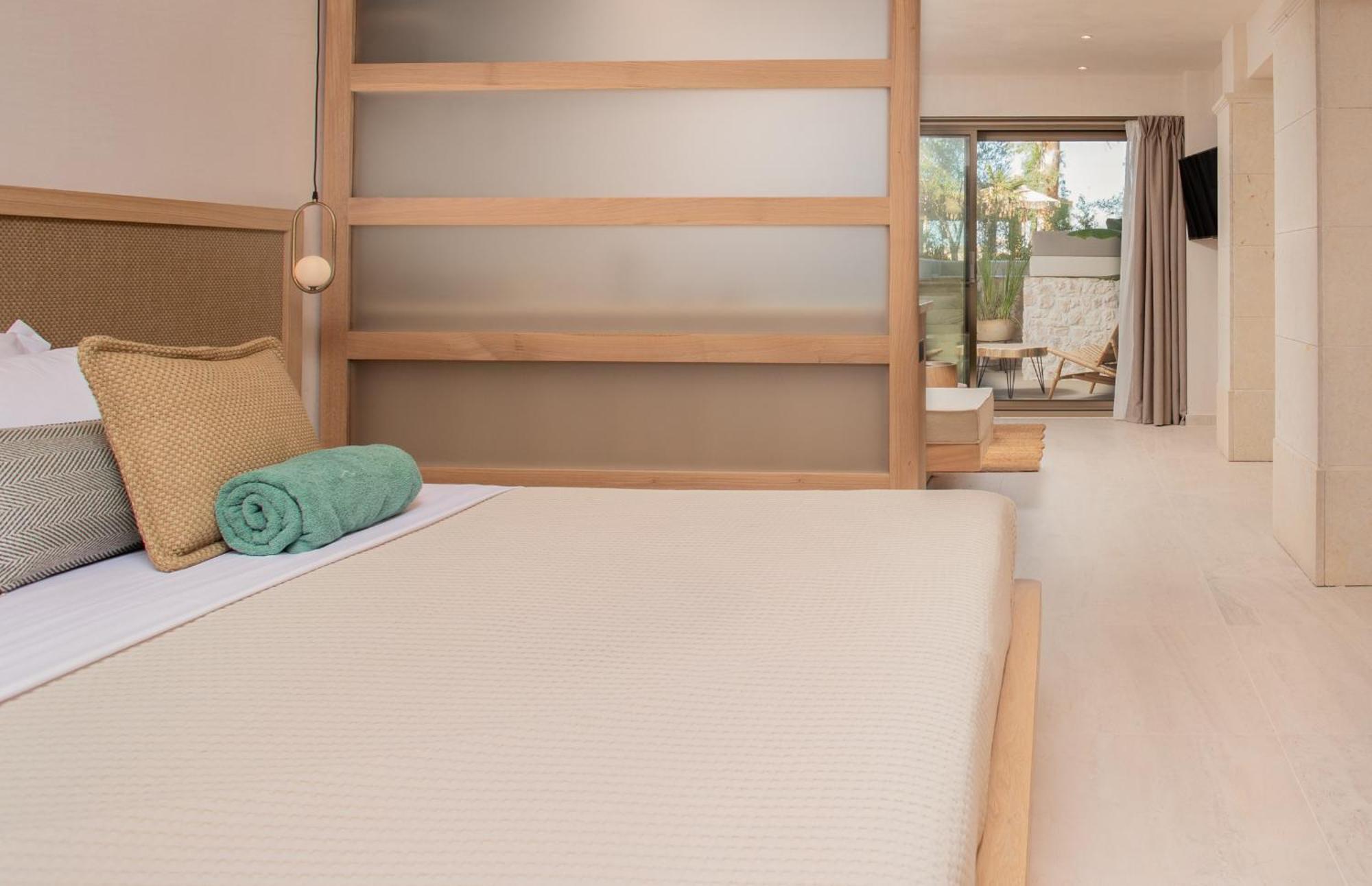 Mako Sea & Suites Pefkochori Room photo