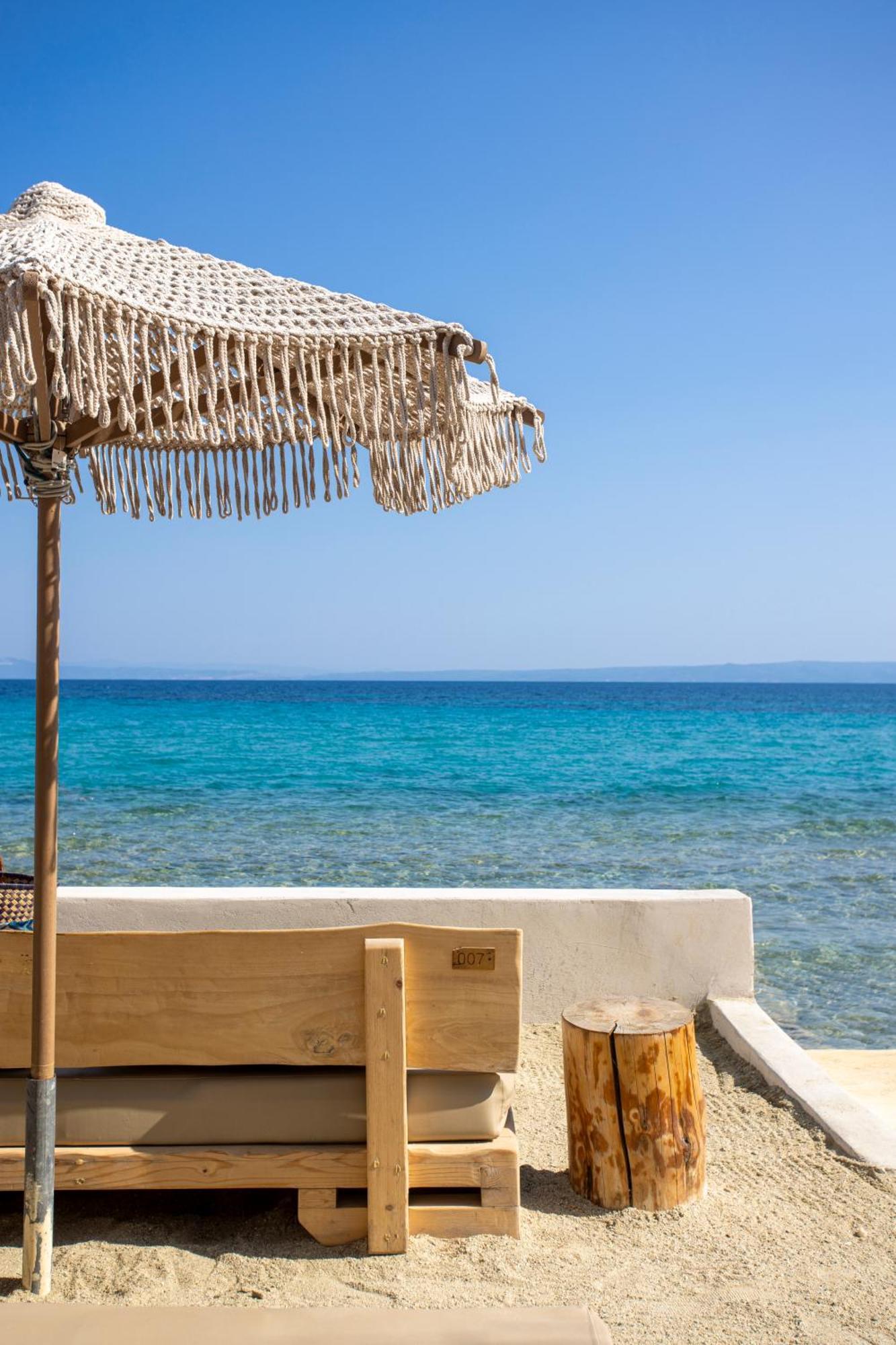 Mako Sea & Suites Pefkochori Exterior photo