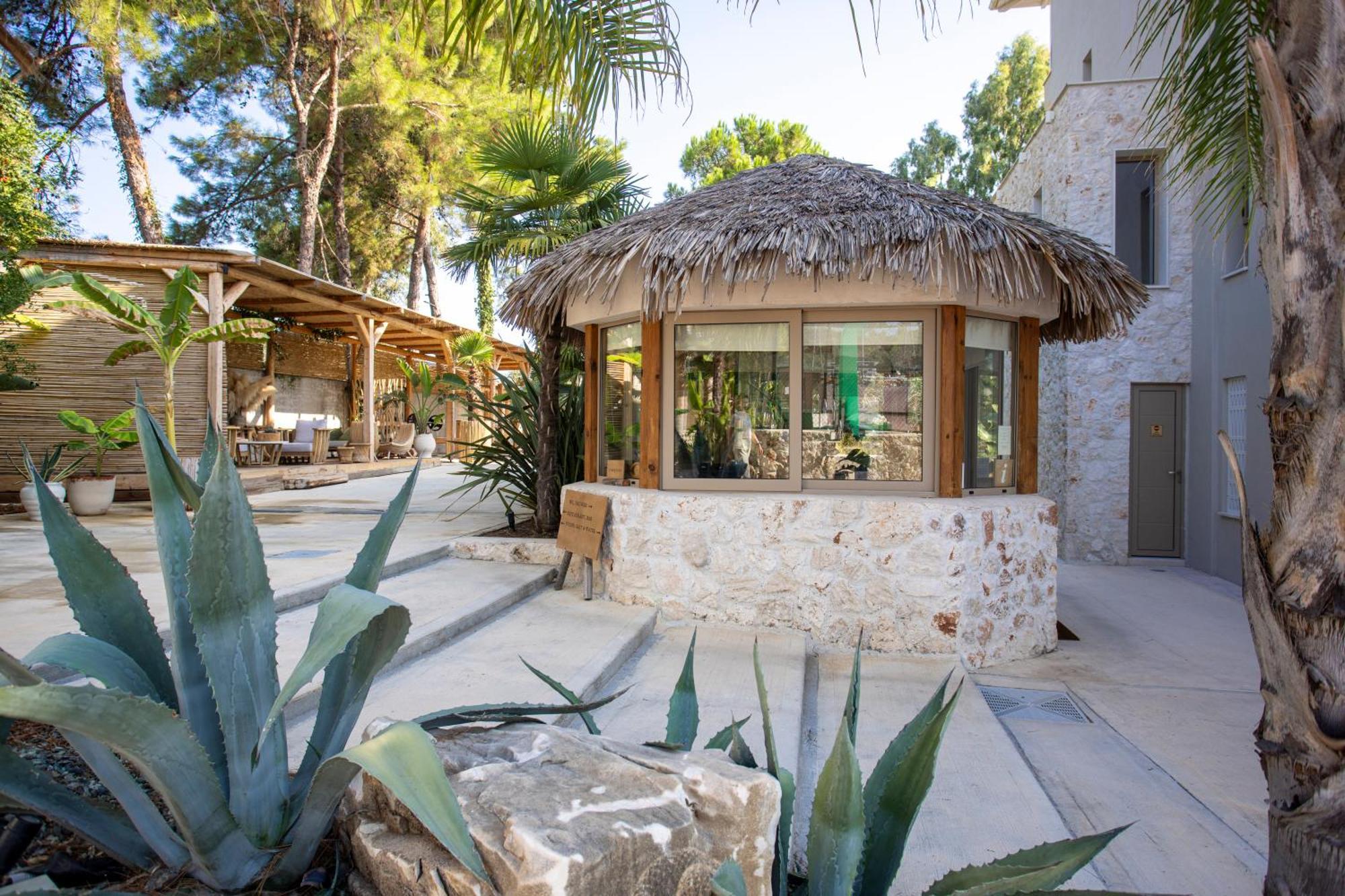 Mako Sea & Suites Pefkochori Exterior photo